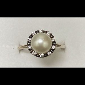 Pandora Retired “Everlasting Grace” Ring